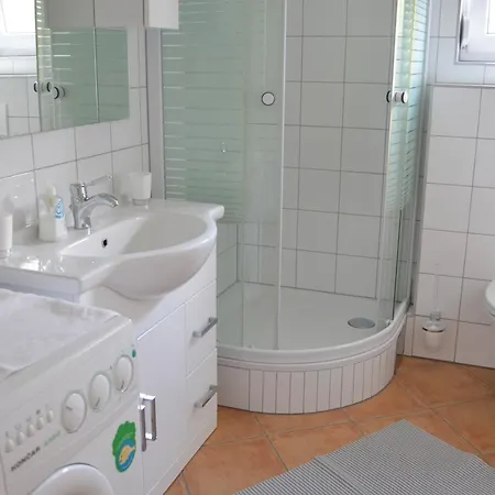 アパート Manuela Draga Bašćanska