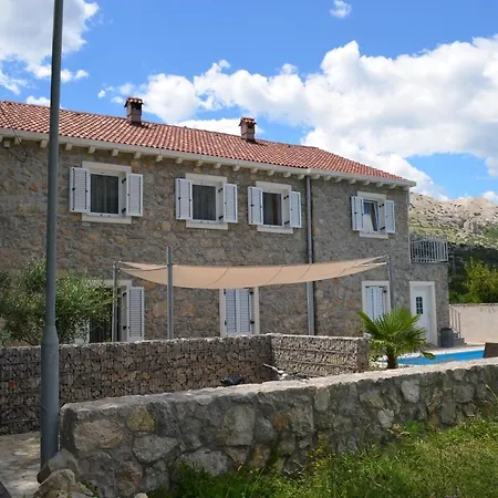 アパート Manuela *