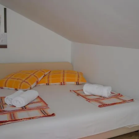 Manuela * Draga Bašćanska