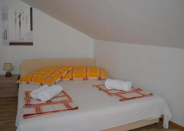 Manuela * Draga Bašćanska